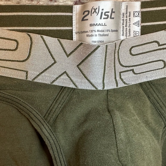 2(x)ist - Used** good condition- GREEN- send an offer or message for more info - Picture 4 of 6